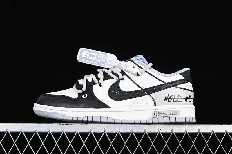 All Categories Nk SB Dunk Series Nk SB Dunk Low Low-top sneakers CS version Nk Dunk Low "Miami Hurricanes" Space Exploration Star Trek Customized version of deconstructed straps retro distressed low-top sneakers DJ6188-003